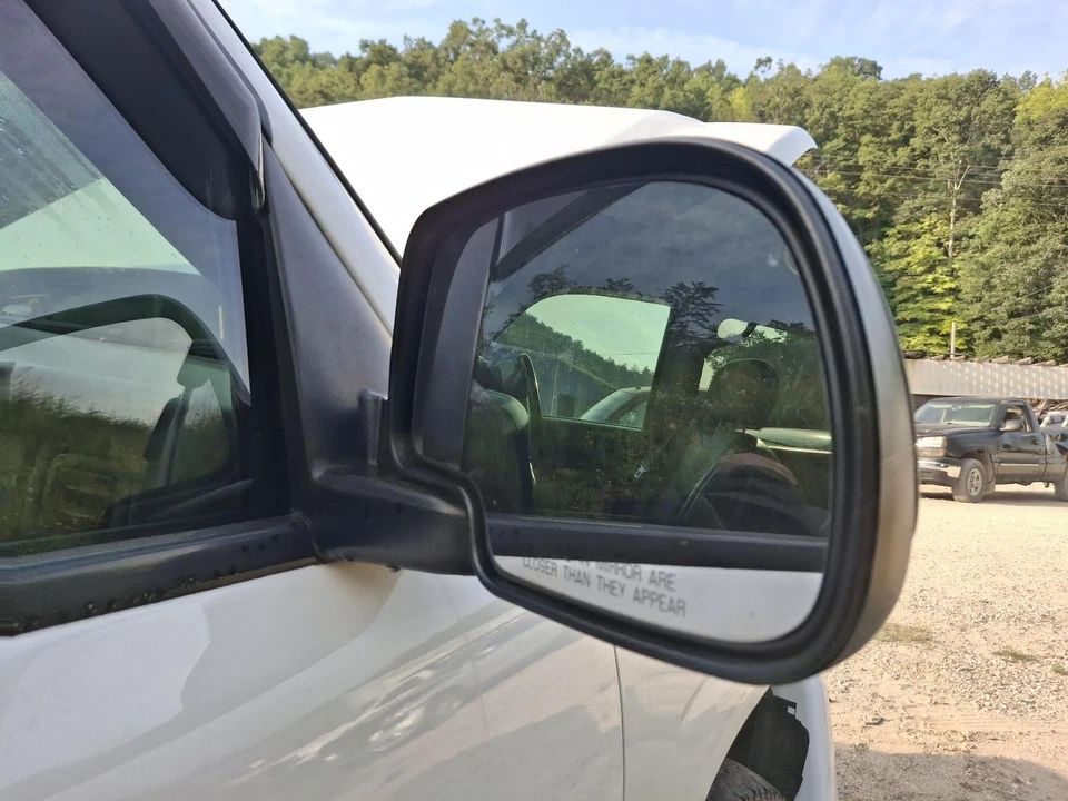Used Right Door Mirror fits: 2006 Chevrolet Silverado 1500 pickup Power classic - Image 2 of 4