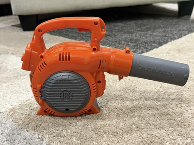 #ad Husqvarna 125B Battery Operated Toy Leaf Blower Orange Gray MPN 125B Works $21.00