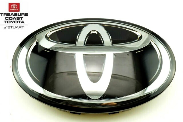 NEW OEM TOYOTA TUNDRA TACOMA LAND CRUISER 18-2020 FRONT EMBLEM TSS