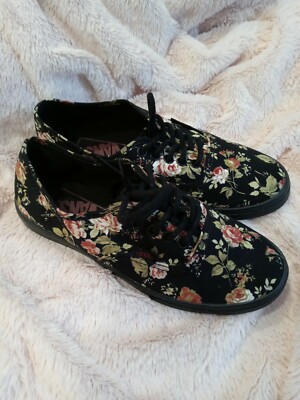 Vans Black with Roses size 5 Men and Woman