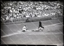 3rd Base Action Shot Yankees Baseball 5