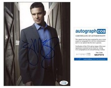 Eddie McClintock "Warehouse 13" AUTOGRAPH Signed 'Pete Lattimer' 8x10 Photo B