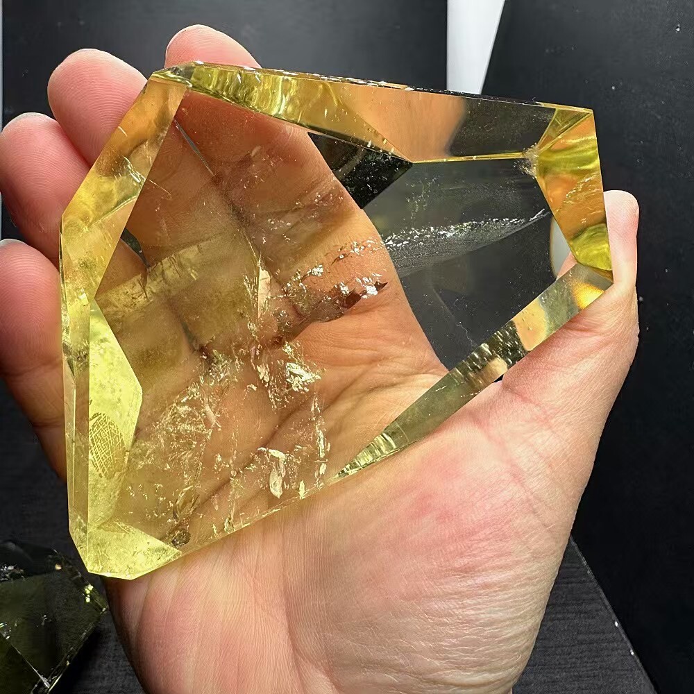 Natural Citrine Quartz Rough Crystal for Healing and Polishing 322g
