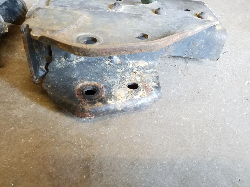 Juego de soportes de brazo de control de radio 4x4 | Se adapta a Ford F350 F450 DRW 2008-2009 Foto 2 de 4