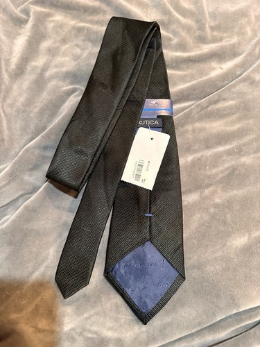 Nautica Men's Mackay Neat Rib Solid Pattern Silk Necktie, Black - Picture 2 of 4