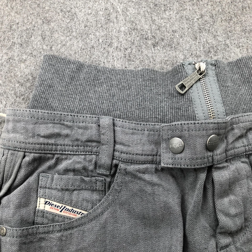 Falda Diesel Para Mujer 27 Gris Denim Mini Acanalada Cintura En Capas Cremallera Bolsillos Utilidad Foto 3 de 4