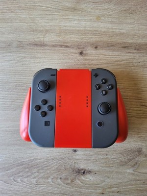 Original Nintendo Switch Joy Cons (L) & (R) mit Adapter/Grip TOP ZUSTAND