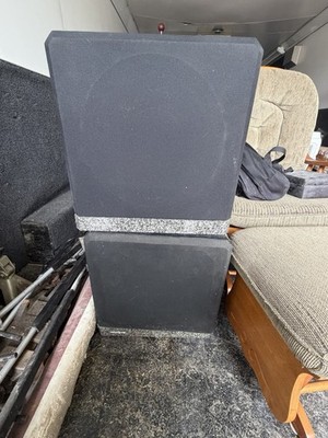 Velodyne Foundation Series F-1200 Powered Subwoofer 250W Wired Black RCA/Speaker