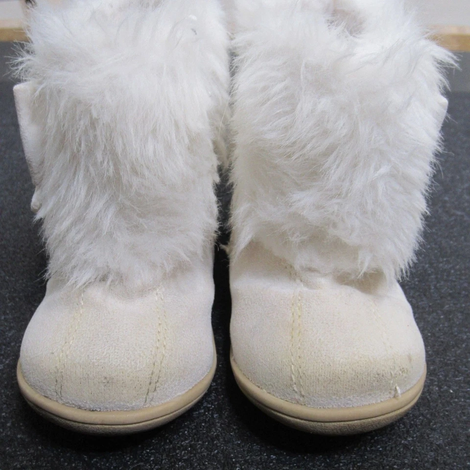 Gymboree baby white fur booties with bow and zipper holiday perfect-Size 6 - Image 3 of 4
