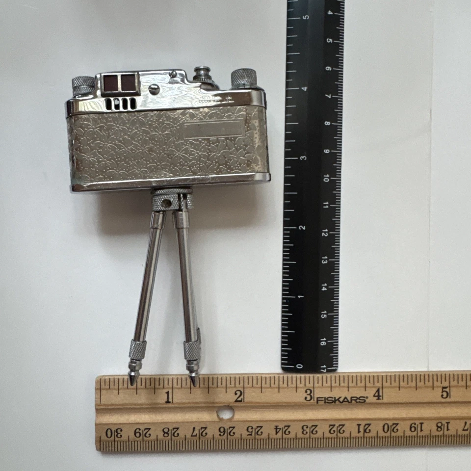 Encendedor de cámara LUMIX plateado vintage del Japón ocupado Foto 2 de 4