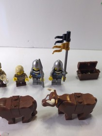 LEGO Castle Minifigures 10193 Medieval Market Village Building Set