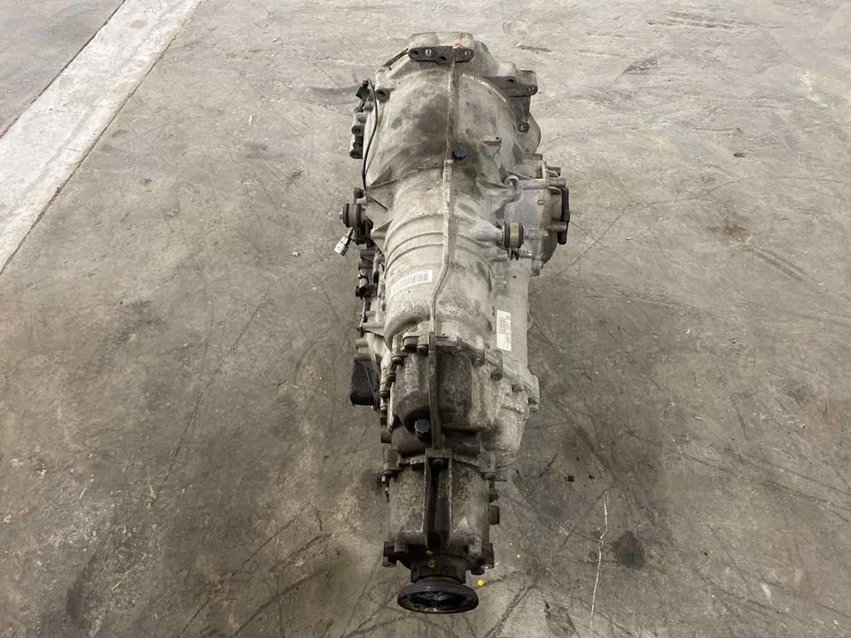 2006-2007 Audi S4 6 Speed Automatic HKF Transmission Assembly (TL) Foto 4 de 4