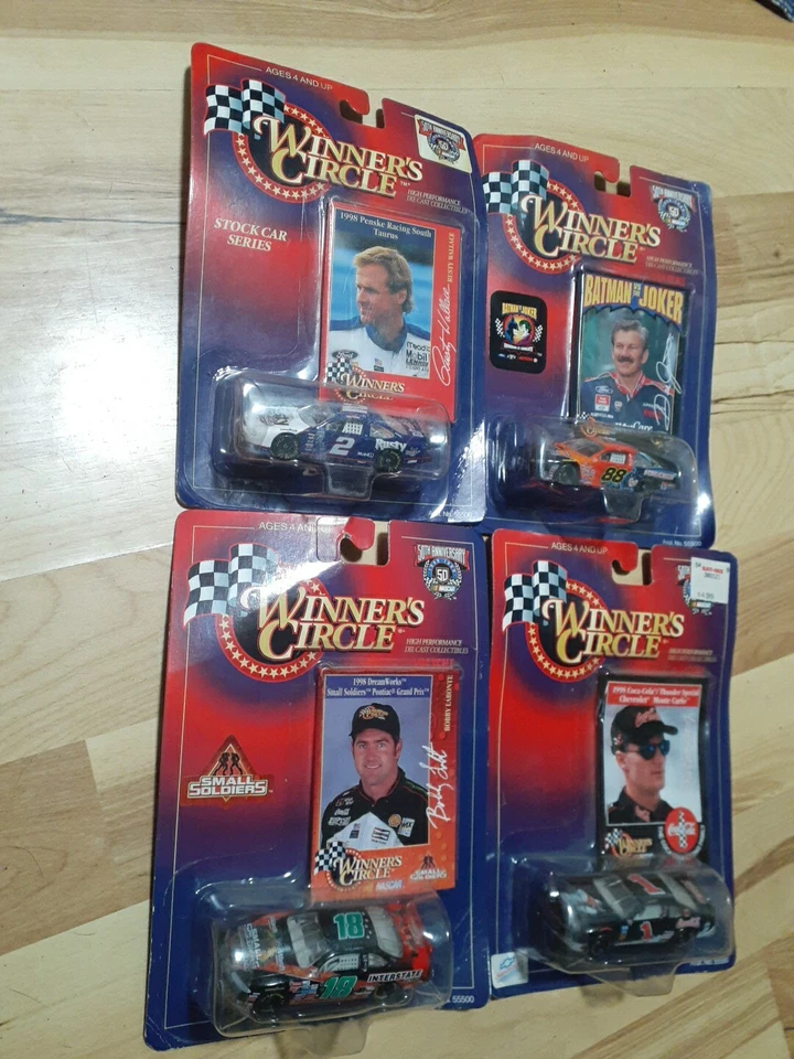 Lote De 4 Círculo De Ganadores Con Batman Versus Joker Ver Descripción Para Más Foto 3 de 4