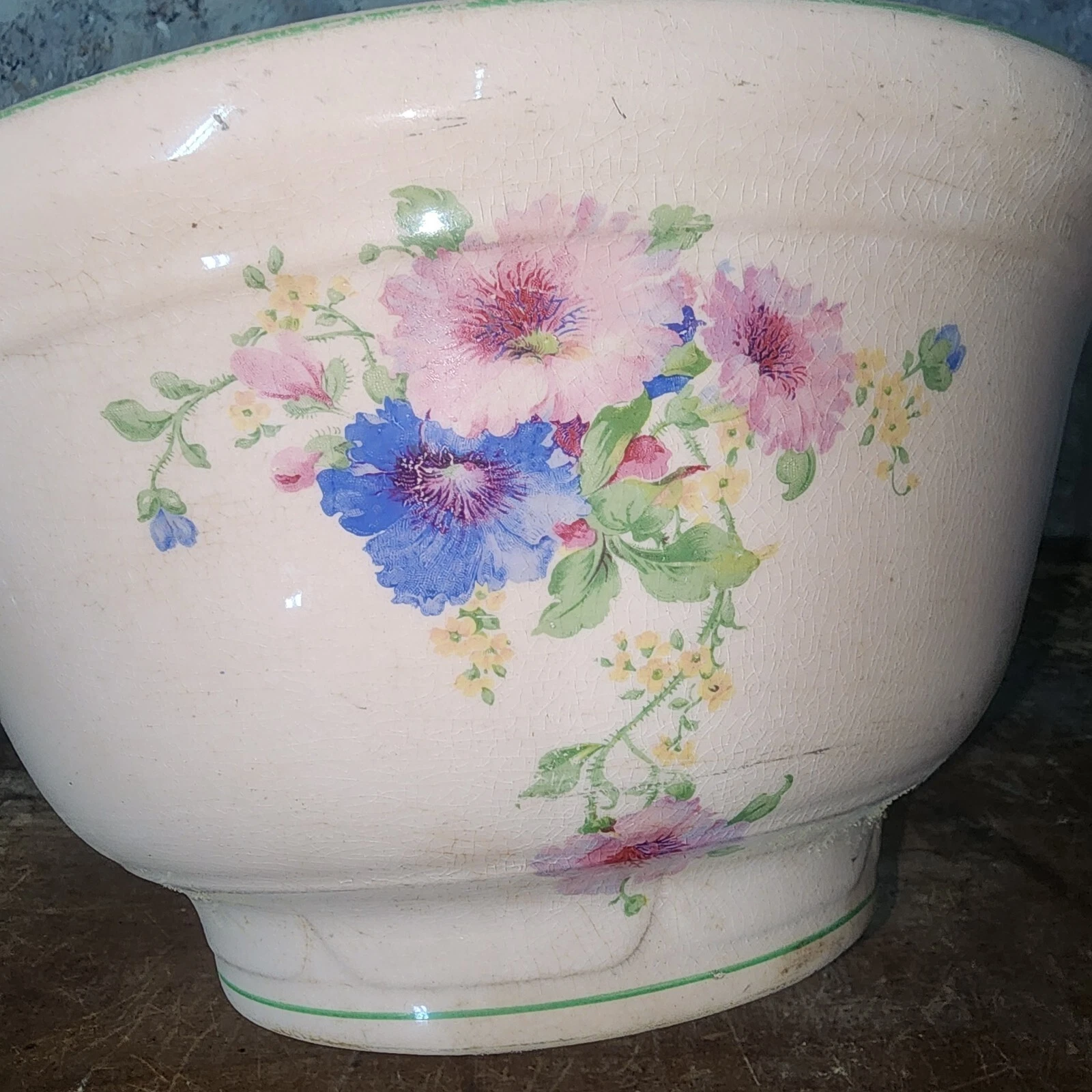 BAK-IN Pantry by Ware Crooksville Large Round Mixing Bowl 11.5" x 5.5" Pale Pink