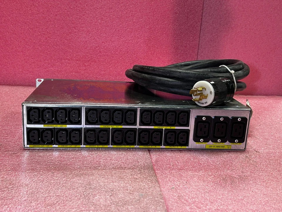 HP 30-56402-01 30A PDU, US/JAPAN, 3-PH INPUT - Image 2 of 2