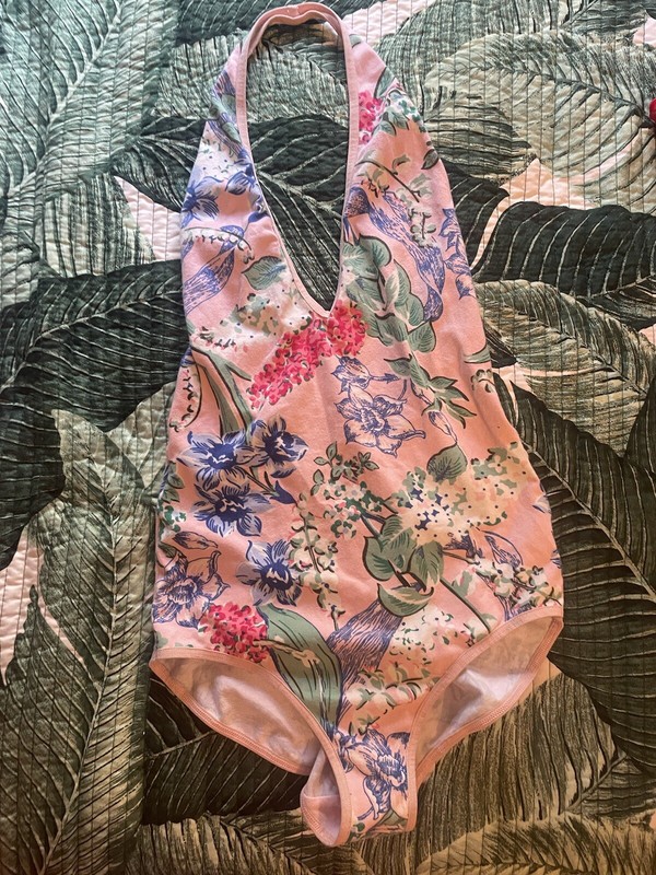 BRAND NEW FLORAL HALTER TOP BODYSUIT ONESIZE