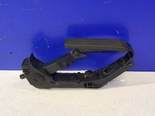 MERCEDES-BENZ S W220 Gaspedal A2203000104 3.70 Petrol 180kw 2005 33521091