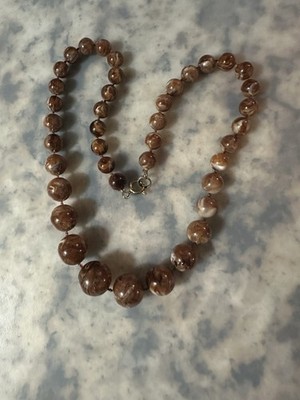 16  Vintage Marbled Resin Bead Necklace - Root Beer Float