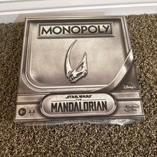 Monopoly: Star Wars The Mandalorian Edition B...