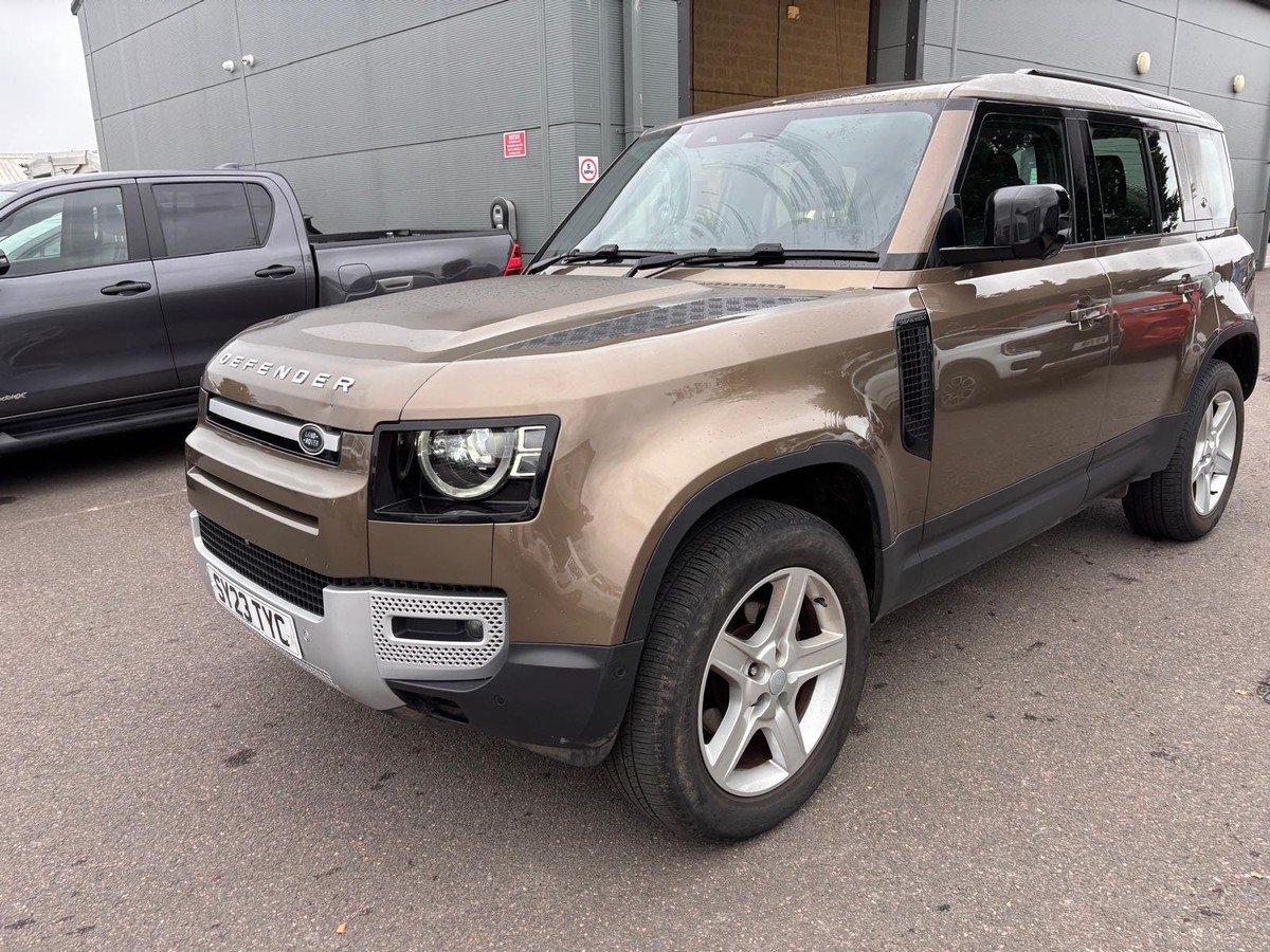 Land Rover Defender 110 SE 3.0 D250 - 2023 23 plate - 70k miles -FLSH.