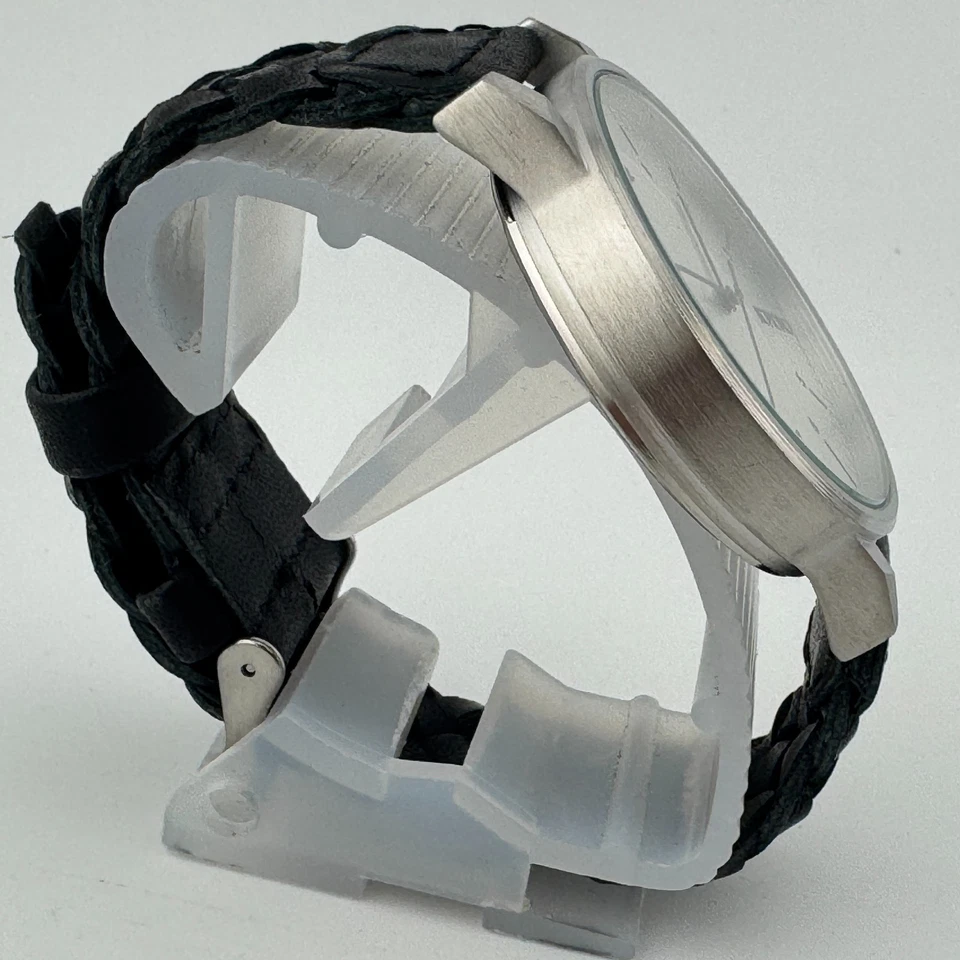 Komono Winston Reloj Cuarzo Hombre 30m Cuero Plateado Japón Movt Analógico Batería Nueva Foto 3 de 4