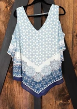 DR2 Cold Shoulder Top Geo Boho Y2K Blue Teal White Lined V-neckline XL