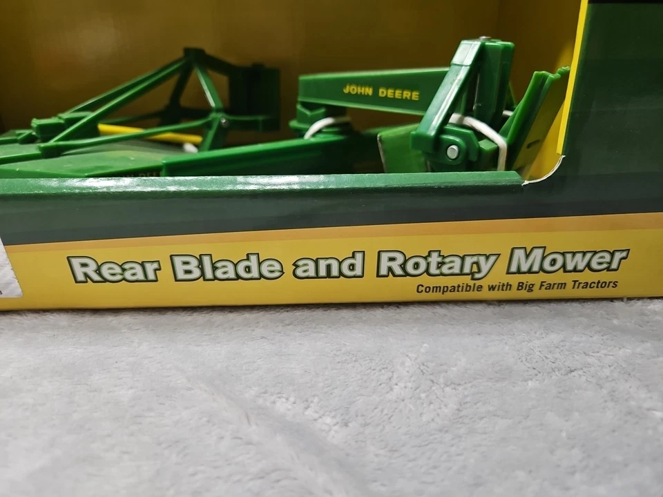 John Deere ERTL 1/16 Big Farm Rear Blade And Rotary Cutter MX7  - Image 2 of 4