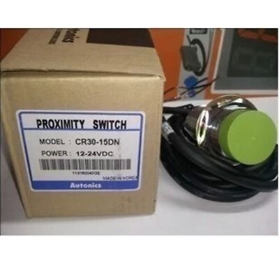 Autonics CR30-15DP Proximity Sensors Capacitive Type New 1PCS