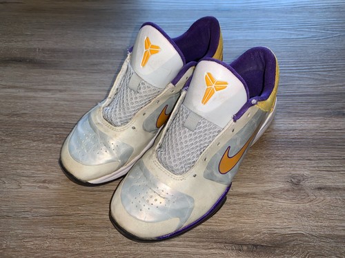 kobe bryant shoes size 3