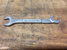 Snap-On Tools USA DS2422 SAE Sizes 11/32" & 3/8" Open End Offset Ignition Wrench