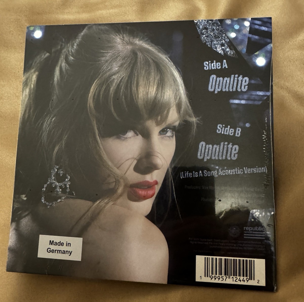 Taylor Swift Opalite 7