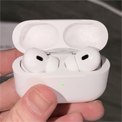Apple AirPods Pro (2nd Generation)