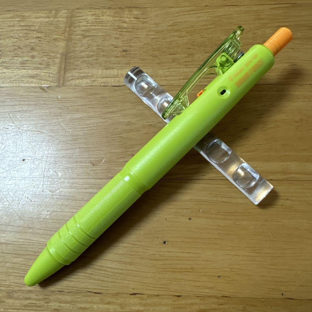 Out Of Print Pilot Downforce Ballpoint Pen Green Pressurized Type