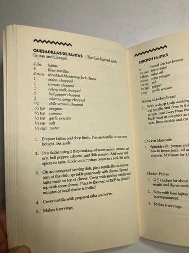 Fajita Fiesta By Rebecca Reyes Tex-Mex Fajitas Meals Desserts Mexican Food 1985 - Picture 22 of 24