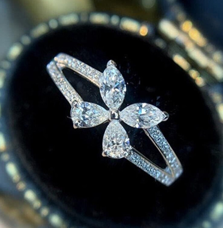 925 Silver plated Butterfly Shape Pretty Ring 2.4CT CZ Women Valentine Gift Ring