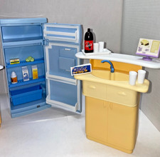 Vtg RARE Barbie Light Up 3 pc Kitchen Stove Fridge Sink 67554-94 HTF