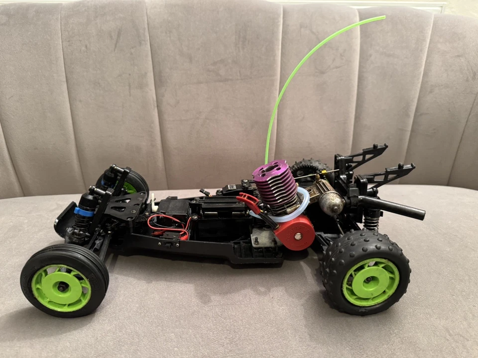 Vintage Kyosho Sandmaster 10 1/10 2wd Nitro RC Car / Buggy - Spares or Repairs - Image 2 of 4