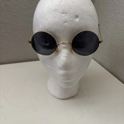 Vintage Dr Peepers Sunglasses S55207 Note Shows Wear - Image 1 of 4