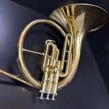 Yamaha YMP201 Mellophone F major Gold with Hard Case Brass Musical Instrument