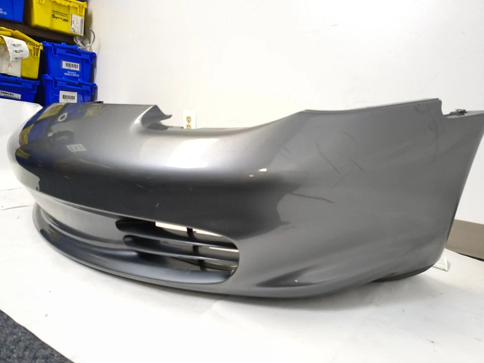 Cubierta de parachoques delantero Porsche Boxster 986 2003-2004 con rejillas gris OEM Foto 4 de 4