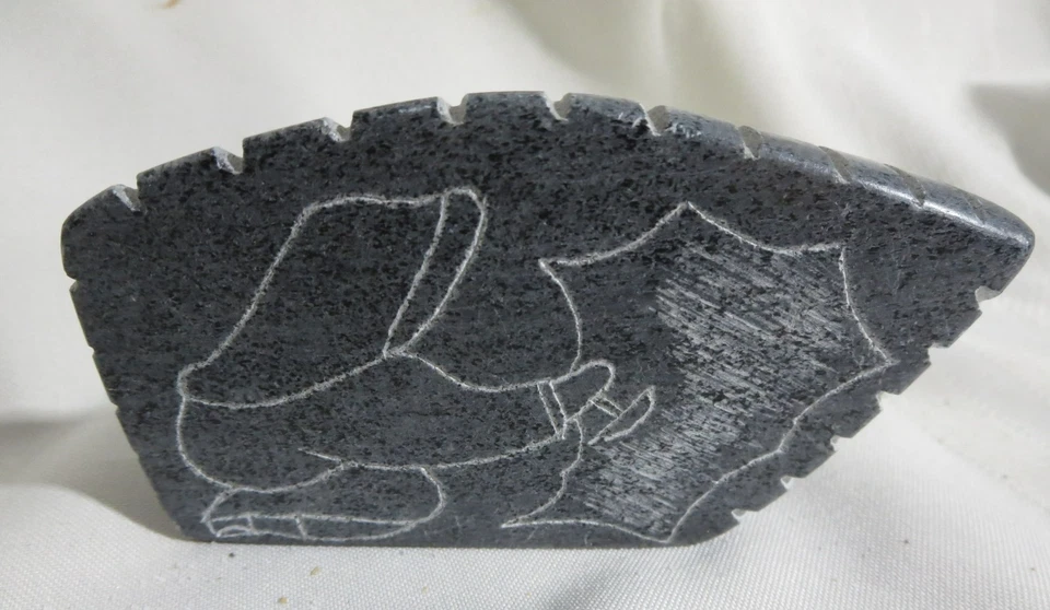Eskimo Art Canada Inuit Soapstone Carving Signed - Image 3 of 4