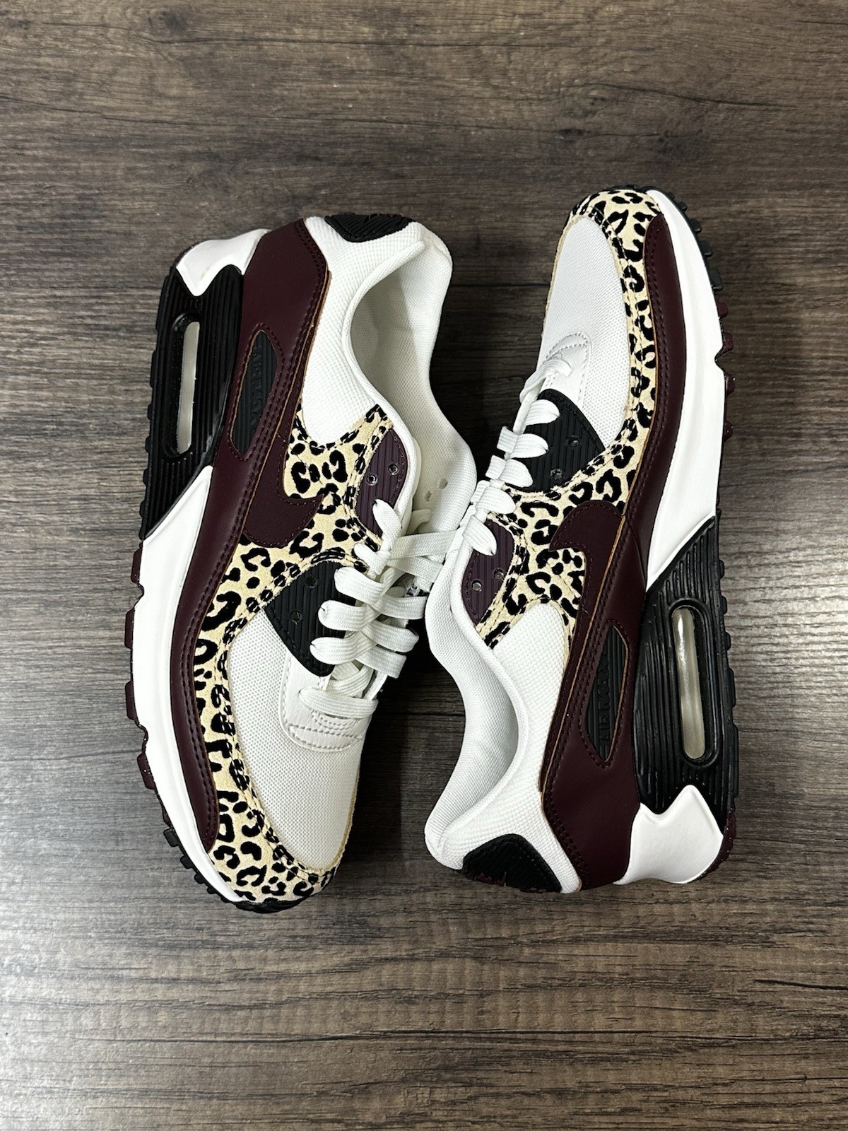 Nike Air Max 90 Burgundy Leopard IF1619-102 Women’s Size 12
