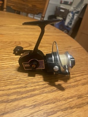Abu Garcia 200 Spinning Fishing Reel