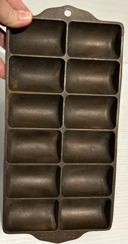 GRISWOLD 950 A CAST IRON FRENCH ROLL PAN #11 ERIE PA USA