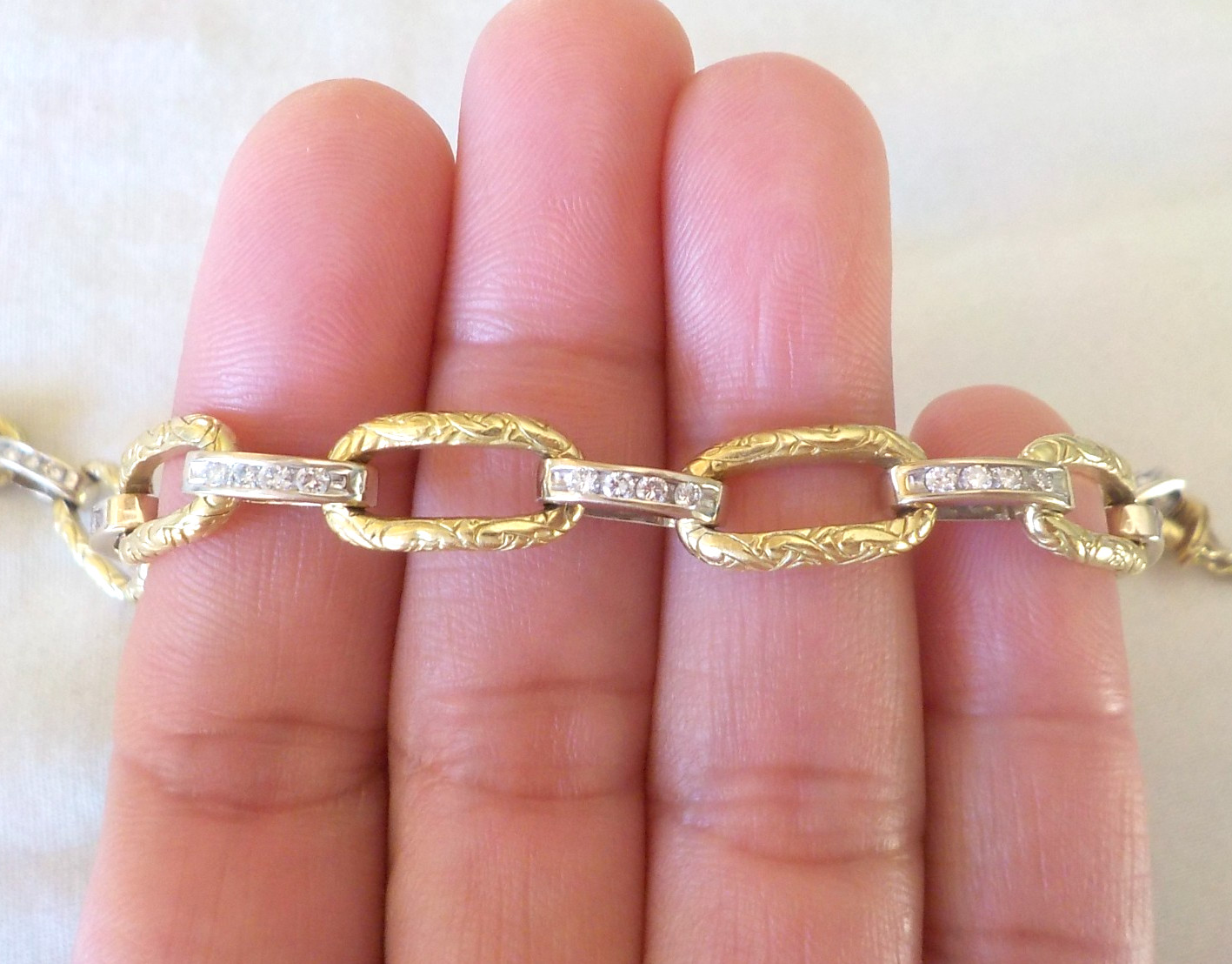 Solid 18K Multi Gold Oval Chain Link Diamond Brac… - image 6