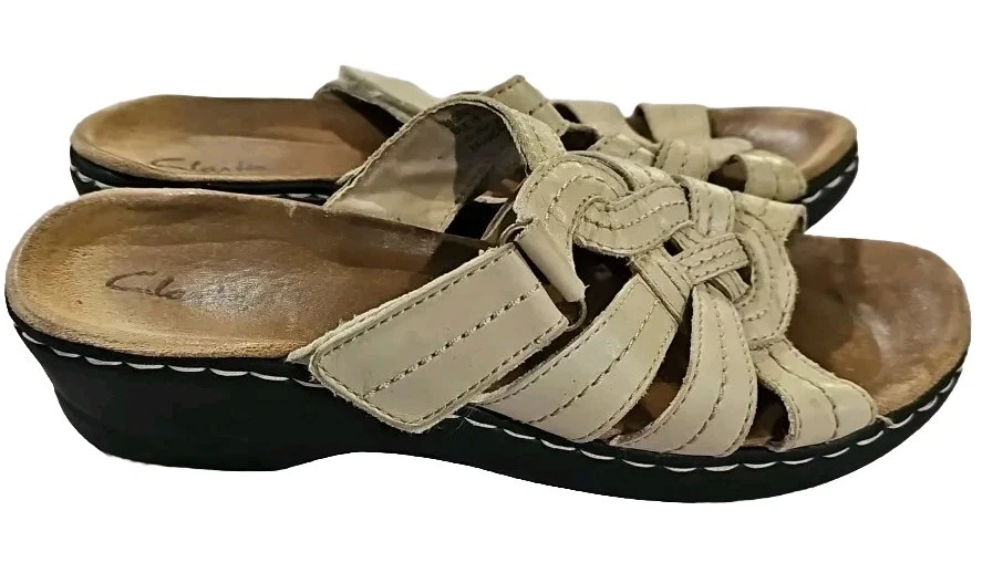 Sandalias Clarks Lexi Dill para mujer 10 cuero tostado hueso tacón de cuña V01 Foto 3 de 4