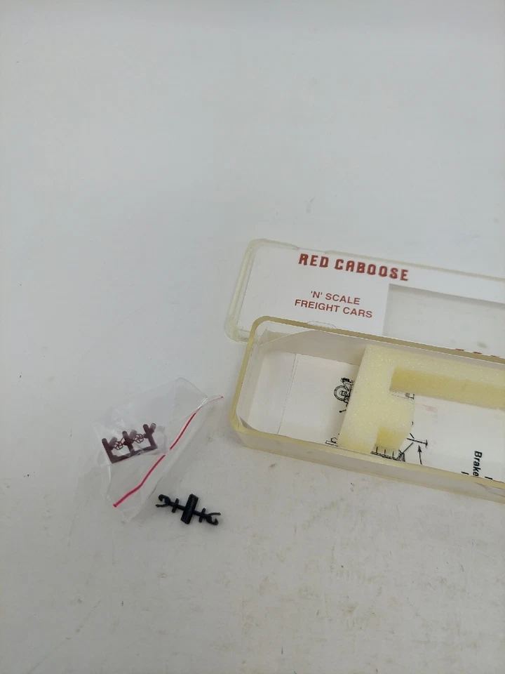 N Scale Red Caboose 40' Steel ARA X29 New York Central Box Car 17050-11 RTR NIB - Image 3 of 4