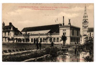 AK La Grande Trappe - Vieille Abbatiale, la Forge, la Chocolaterie (195754)