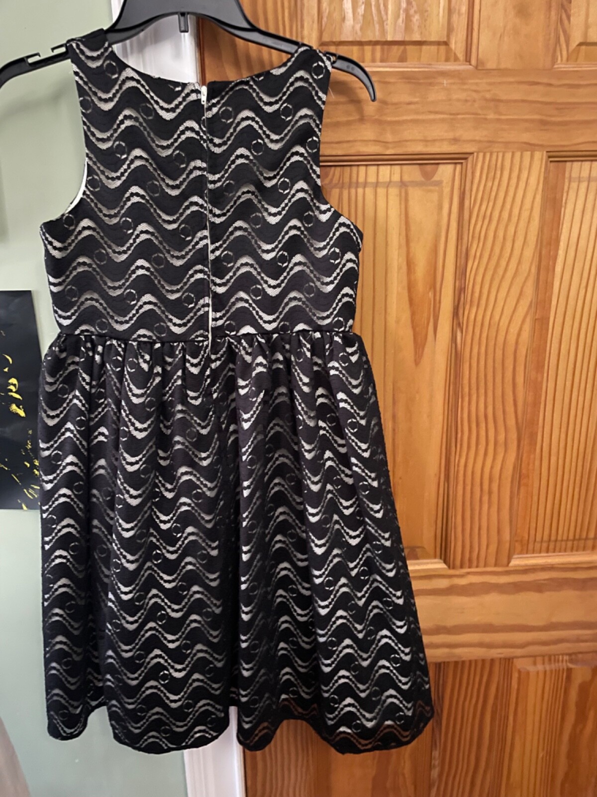 Picture 2 of 2