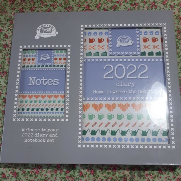 Ringtons Diary And Note Book 2022 Gift Packaged - iptvgang.org